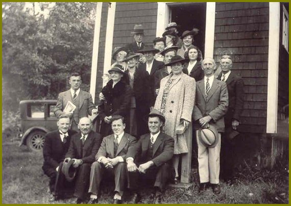 Majuba Hillcrest United Church Congregation,  circa 1925