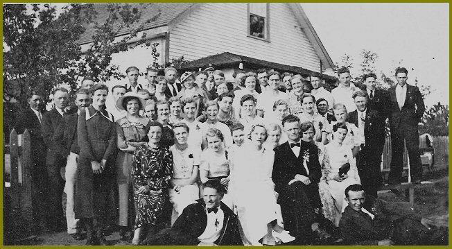 1938 Wedding of Anna (Nickel) & John Dyck with their friends at Yarrow BC