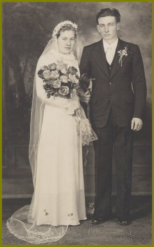 Wedding of Elizabeth (Epp) & Isaac Schmidt